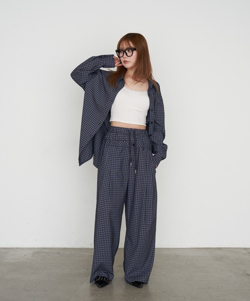 RAY CASSIN（レイカズン）の「【セットアップで着られる】オーバーサイズ胸刺繍チェックシャツ（シャツ/ブラウス・レディース・ベージュ系その他2/グレー系その他2/ネイビー・FREE）」の19枚目の写真