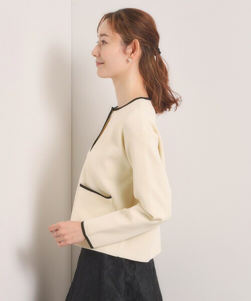 ITS'DEMO（イッツデモ）の「【入卒／手洗い可】配色ニットカーディガン（カーディガン/ボレロ・レディース・ライトベージュ/オフホワイト/ブラック・00）」の15枚目の写真