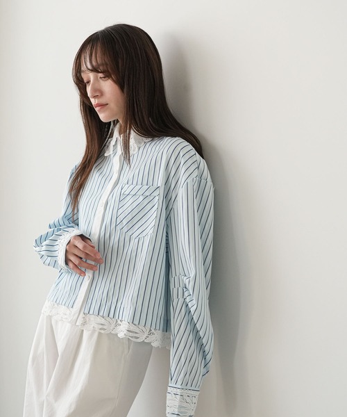 mili an deni(ミリアンデニ)の「襟レースストライプブラウス(シャツ/ブラウス・レディース・オフホワイト/サックスブルー・M)」の5枚目の写真