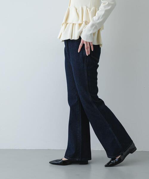 SENSE OF PLACE by URBAN RESEARCH(センスオブプレイスバイアーバンリサーチ)の「セミフレアデニム(デニムパンツ・レディース・ワンウォッシュ/インディゴブルー・MEDIUM/SMALL)」の4枚目の写真