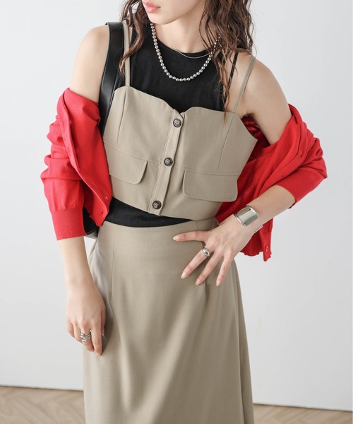 AMELY(エミリー)の「ショートビスチェ&スカートセットアップ(セットアップ・レディース・ブラック/カーキ/ライトベージュ/ベージュ・フリー)」の13枚目の写真