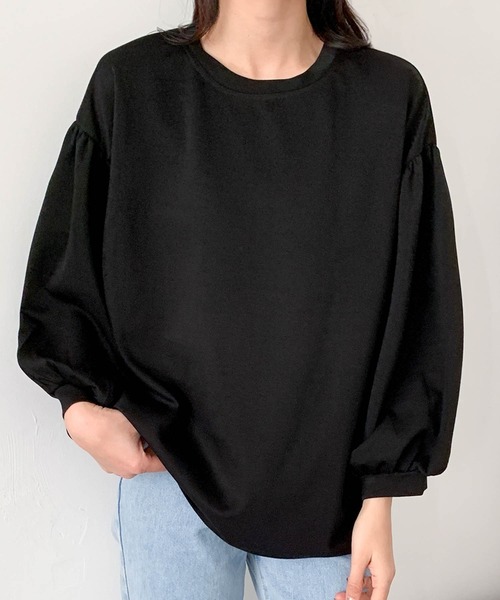 LOWO(ロワ)の「ボリュームスリーブ トップス プルオーバー 長袖(Tシャツ/カットソー・レディース・ベージュ/ホワイト/ブラック/グレー・FREE)」の6枚目の写真