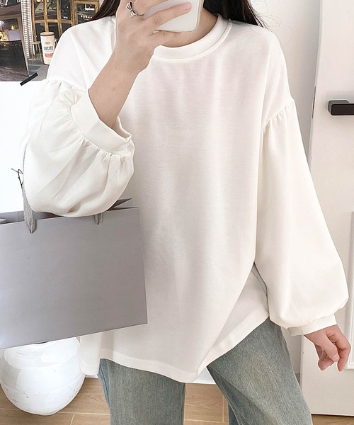LOWO(ロワ)の「ボリュームスリーブ トップス プルオーバー 長袖(Tシャツ/カットソー・レディース・ベージュ/ホワイト/ブラック/グレー・FREE)」の13枚目の写真