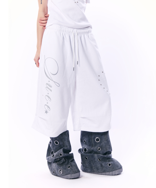 SETUP-EXE(セットアップイーエックスイー)の「HEART STUD LOGO BERMUDA PANTS / WHITE(その他パンツ・レディース・その他・OS)」の1枚目の写真