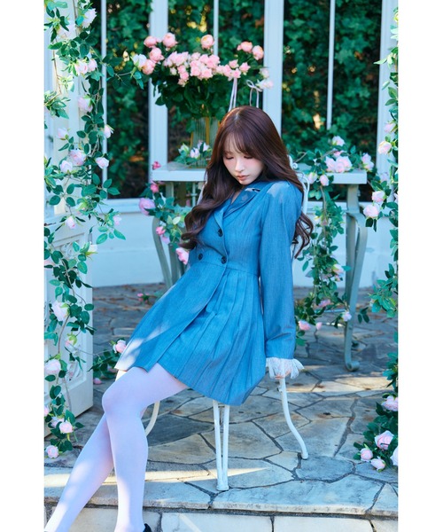 MISTREASS(ミストレアス)の「Lace cuffs jacket dress(テーラードジャケット・レディース・グレー/モカ・FREE)」の5枚目の写真