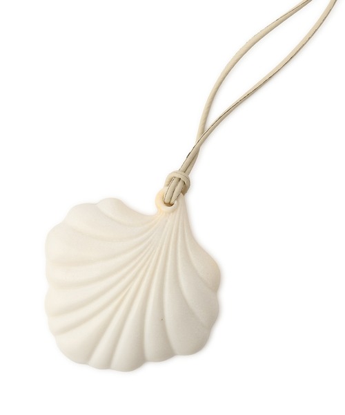 ADAM ET ROPE'（アダムエロペ）の「【EMOELLE】Stone like shell necklace（ネックレス・レディース・オフホワイト・FREE）」の4枚目の写真