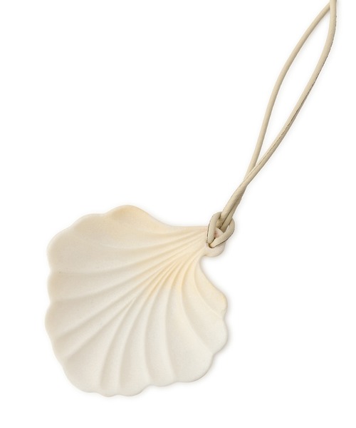 ADAM ET ROPE'（アダムエロペ）の「【EMOELLE】Stone like shell necklace（ネックレス・レディース・オフホワイト・FREE）」の5枚目の写真