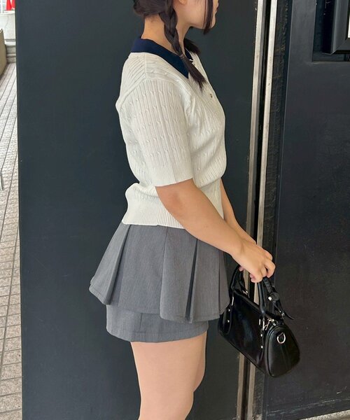 Another Branch olive des olive(アナザーブランチオリーブデオリーブ)の「バイカラーがアクセント、2枚衿ケーブルポロ(ニット/セーター・レディース・アイボリー/ボルドー/ブルー/グレー/ネイビー・FREE)」の7枚目の写真