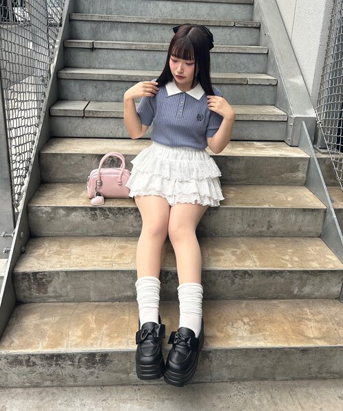 Another Branch olive des olive(アナザーブランチオリーブデオリーブ)の「バイカラーがアクセント、2枚衿ケーブルポロ(ニット/セーター・レディース・アイボリー/ボルドー/ブルー/グレー/ネイビー・FREE)」の18枚目の写真