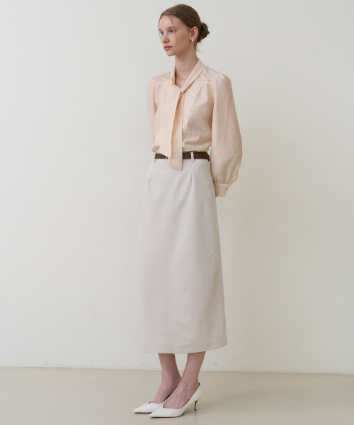 BIBYSEOB（バイバイソプ）の「バックスリットスカート ベージュ [T61]（スカート・レディース・ベージュ・SMALL/MEDIUM）」の2枚目の写真