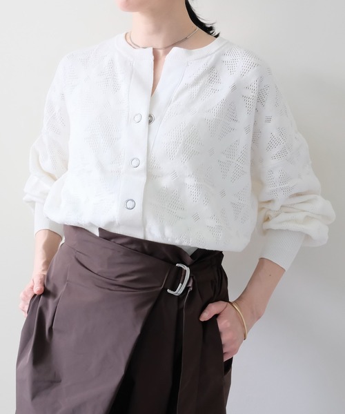 DOLLUPOOPS(ドールアップウップス)の「Flower Jacquard Knit Top(フラワージャガードニットトップス)(カーディガン/ボレロ・レディース・オフホワイト・FREE)」の8枚目の写真