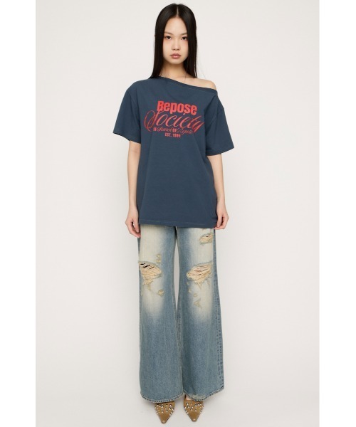 SLY(スライ)の「DAMAGE J/W FLARE PT-C ダメージジャストウエストフレアパンツシー 春服 夏服(デニムパンツ・レディース・ライトブルー・0/1/2)」の4枚目の写真