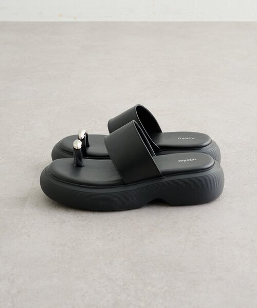 mystic（ミスティック）の「ボリュームソールモチーフサンダル（サンダル・レディース・ブラック・36/37/38）」の2枚目の写真