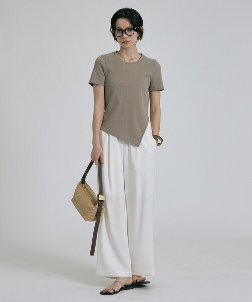 qualite（カリテ）の「【大人ラメ×スリット】ラメテレコTシャツ/春服/夏服（Tシャツ/カットソー・レディース・ブラック/オフホワイト/ベージュ・フリー）」の9枚目の写真