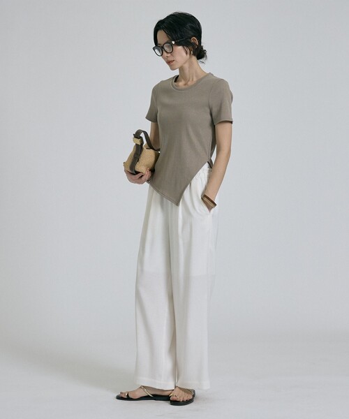 qualite（カリテ）の「【大人ラメ×スリット】ラメテレコTシャツ/春服/夏服（Tシャツ/カットソー・レディース・ブラック/オフホワイト/ベージュ・フリー）」の20枚目の写真