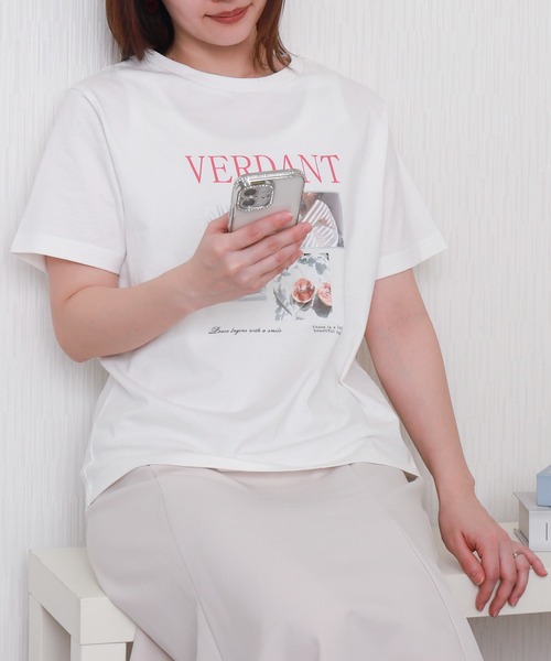 libelle more（リベル モア）の「USAコットンフォトロゴプリントTシャツ【接触冷感】（Tシャツ/カットソー・レディース・ブラック/オフホワイト/サックスブルー/グレイッシュベージュ・M/L）」の2枚目の写真