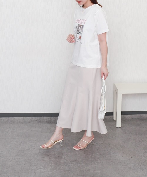 libelle more（リベル モア）の「USAコットンフォトロゴプリントTシャツ【接触冷感】（Tシャツ/カットソー・レディース・ブラック/オフホワイト/サックスブルー/グレイッシュベージュ・M/L）」の6枚目の写真