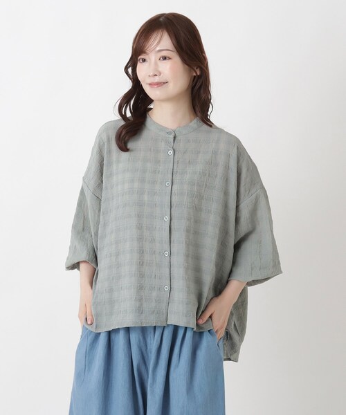 one'sterrace(ワンズテラス)の「バンドカラー シアーチェックシャツ(シャツ/ブラウス・レディース・ブラック系8/ライトグリーン系/ライトグレー系8・02)」の3枚目の写真