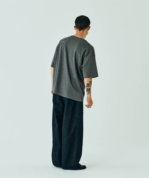 THE BOLDMAN(ザ ボールドマン)の「Summer Wool Tee - BIG / サマーウールTシャツ(Tシャツ/カットソー・メンズ・ブラック×グレー/ブラック/ホワイト・LARGE/MEDIUM)」の9枚目の写真