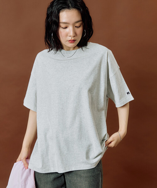 FREAK'S STORE(フリークスストア)の「限定展開 RUSSELL ATHLETIC × FREAK'S STORE/ラッセルアスレチック 別注 ビッグ シルエット 半袖 Tシャツ(Tシャツ/カットソー・レディース・オフホワイト/ネイビー/ブラック/サックスブルー/ライトグレー/レッド・フリ-)」の12枚目の写真