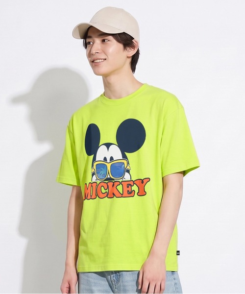 BABYDOLL(ベビードール)の「親子お揃い ディズニー リゾート柄レンチキュラーTシャツ 1587A(Tシャツ/カットソー・メンズ・ブルー/ライトブルー/ホワイト系1/ホワイト系2/イエロー×グリーン/パープル・ユニセックスS/ユニセックスM/ユニセックスL/ユニセックスXL)」の11枚目の写真