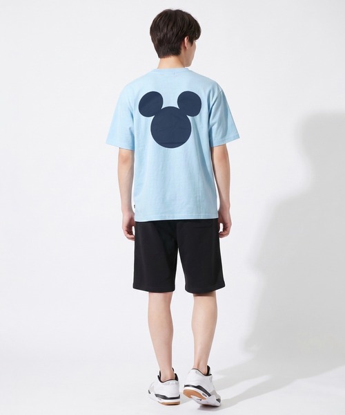 BABYDOLL(ベビードール)の「親子お揃い ディズニー リゾート柄レンチキュラーTシャツ 1587A(Tシャツ/カットソー・メンズ・ブルー/ライトブルー/ホワイト系1/ホワイト系2/イエロー×グリーン/パープル・ユニセックスS/ユニセックスM/ユニセックスL/ユニセックスXL)」の14枚目の写真