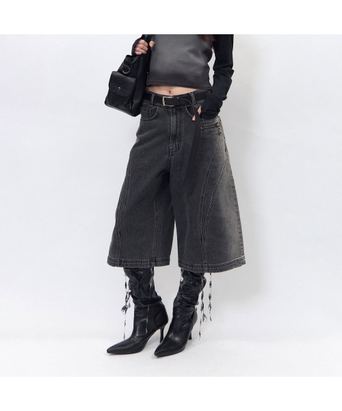 BLR(ビーエルアール)の「Arc Line Bermuda Washing Denim Pants Grey(その他パンツ・レディース・その他・SMALL/MEDIUM)」の3枚目の写真