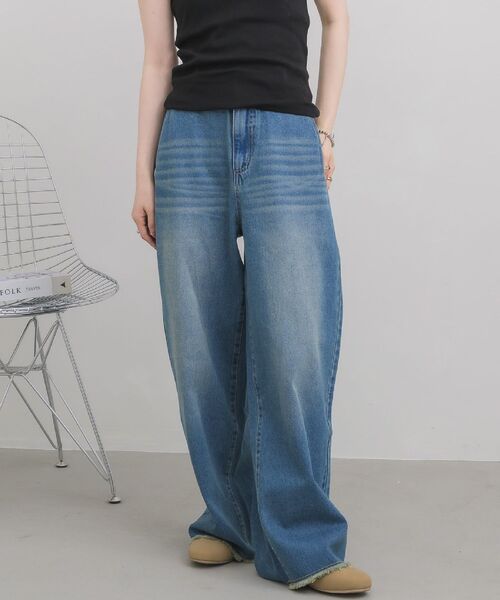 RETRO GIRL(レトロガール)の「ハイウエストカーブデニムPT(デニムパンツ・レディース・ブラック/ブルー・MEDIUM/LARGE)」の3枚目の写真