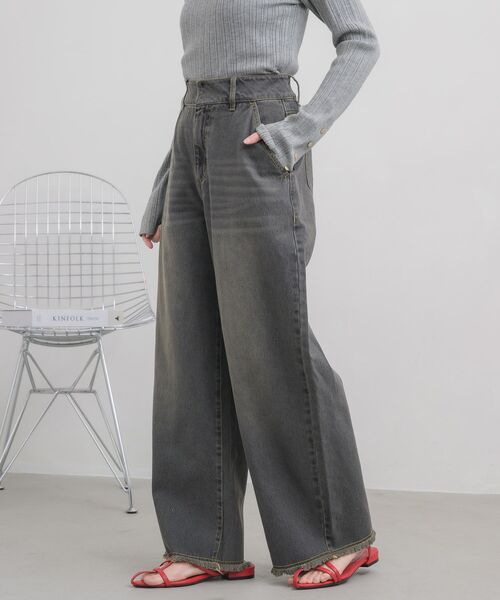 RETRO GIRL(レトロガール)の「ハイウエストカーブデニムPT(デニムパンツ・レディース・ブラック/ブルー・MEDIUM/LARGE)」の20枚目の写真