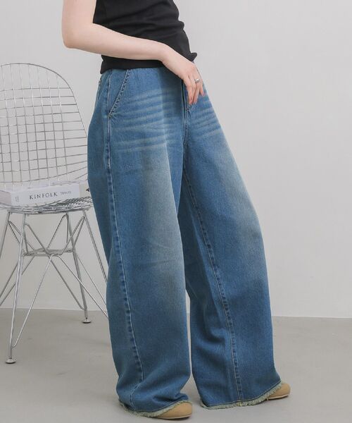 RETRO GIRL(レトロガール)の「【2サイズ展開】ハイウエストカーブデニムパンツ(デニムパンツ・レディース・ブラック/ブルー・MEDIUM/LARGE)」の1枚目の写真