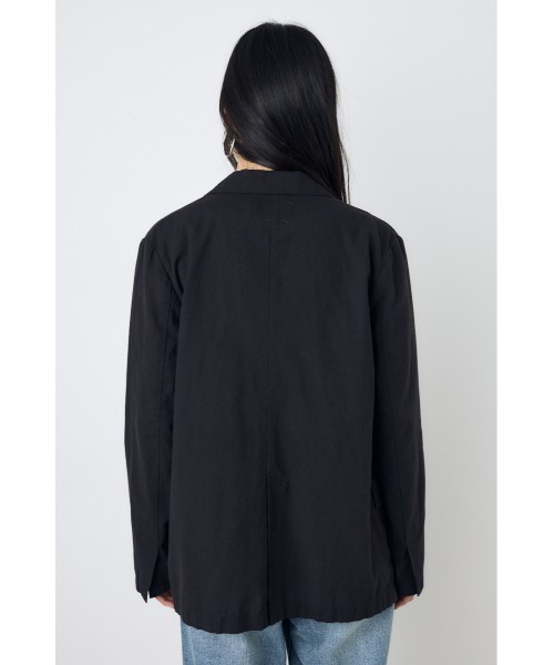AZUL by moussy(アズールバイマウジー)の「フレンチリネンCOOLMAXテーラードジャケット 春服 夏服 秋服(テーラードジャケット・レディース・ベージュ/ブラック/オフホワイト・SMALL/MEDIUM)」の8枚目の写真
