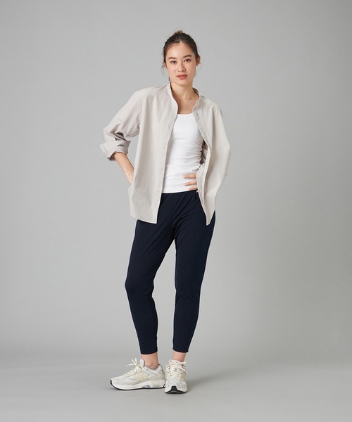 Chacott(チャコット)の「EasyCare+ノーカラーシャツ(カバーオール・レディース・ホワイト/ライトグレー/ライラック・M)」の16枚目の写真