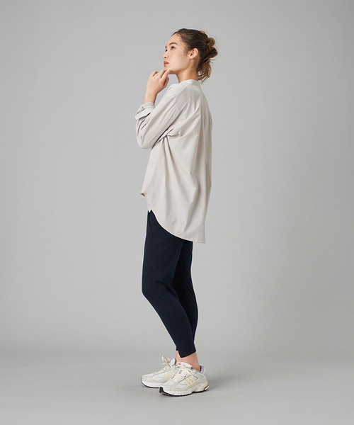 Chacott(チャコット)の「EasyCare+ノーカラーシャツ(カバーオール・レディース・ホワイト/ライトグレー/ライラック・M)」の17枚目の写真