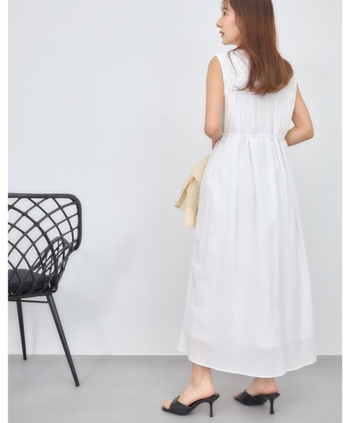 COHINA(コヒナ)の「【Made in India】スモッキングデザインワンピース 【低身長・小柄女性】(ワンピース・レディース・ホワイト/ブラック/レッド・SHORT/REGULAR)」の16枚目の写真