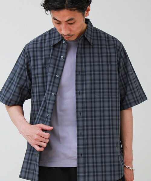 GLOSTER(グロスター)の「GOODNESS刺繍 オンブレー ショートスリーブシャツ(シャツ/ブラウス・メンズ・ブラック系その他/ブルー系その他・L/M/S)」の3枚目の写真