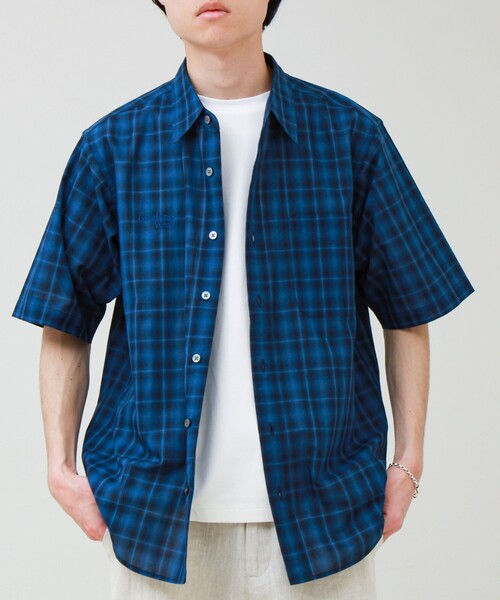GLOSTER(グロスター)の「GOODNESS刺繍 オンブレー ショートスリーブシャツ(シャツ/ブラウス・メンズ・ブラック系その他/ブルー系その他・L/M/S)」の19枚目の写真