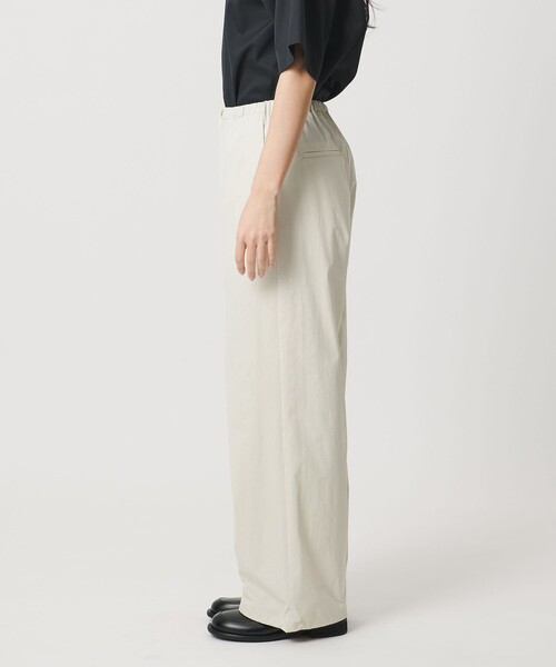 MARW UNITED ARROWS（マルゥ ユナイテッドアローズ）の「＜MARW UNITED ARROWS＞ストレート イージーパンツ 撥水（その他パンツ・レディース・ベージュ/ナチュラル/ブラック・36/38）」の13枚目の写真