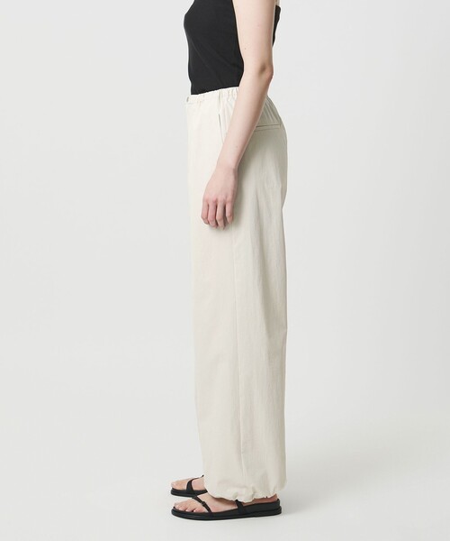 MARW UNITED ARROWS（マルゥ ユナイテッドアローズ）の「＜MARW UNITED ARROWS＞ストレート イージーパンツ 撥水（その他パンツ・レディース・ベージュ/ナチュラル/ブラック・36/38）」の16枚目の写真