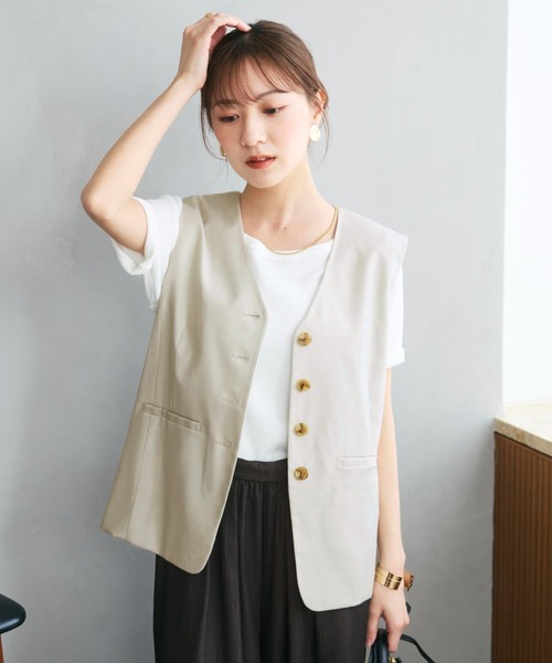 COHINA(コヒナ)の「ポリエステルリネンスラブジレ 【低身長・小柄女性】(ベスト・レディース・ネイビー/ベージュ/ブラウン・ONE SIZE)」の5枚目の写真