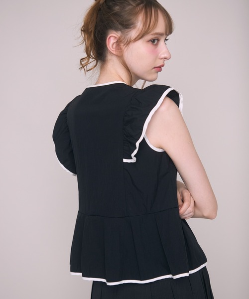 Noelie(ノエリー)の「フリルラインカットソー(Tシャツ/カットソー・レディース・ブラック/ホワイト・FREE)」の12枚目の写真