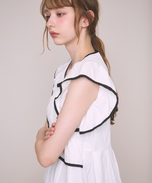 Noelie(ノエリー)の「フリルラインカットソー(Tシャツ/カットソー・レディース・ブラック/ホワイト・FREE)」の21枚目の写真