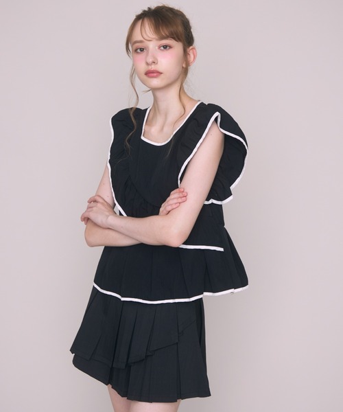Noelie(ノエリー)の「フリルラインカットソー(Tシャツ/カットソー・レディース・ブラック/ホワイト・FREE)」の9枚目の写真