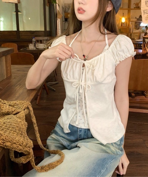 almo(アルモ)の「【LAMPOON】小花柄レイヤードトップス(その他トップス・レディース・ホワイト/ベージュ・MEDIUM/SMALL/LARGE)」の3枚目の写真