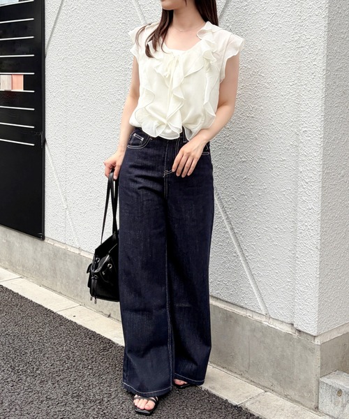 MISCH MASCH(ミッシュマッシュ)の「2026春夏新作 ラッフルフリルノースリーブブラウス(シャツ/ブラウス・レディース・ブルー/ピンク・フリ-)」の21枚目の写真