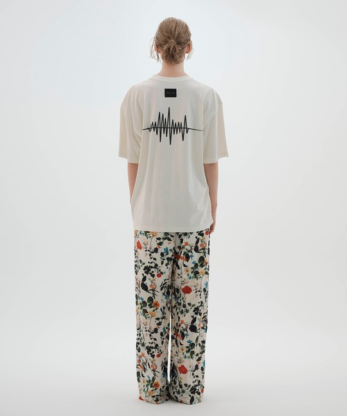 NOISE MAKER(ノイズメーカー)の「スプラッシュロゴTEE(Tシャツ/カットソー・メンズ・オフホワイト/ブラック・MEDIUM/LARGE/X-LARGE)」の5枚目の写真