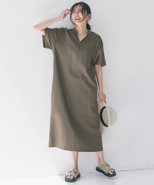 UNFILO（アンフィーロ）の「バックデザイン ワンピース（ワンピース・レディース・ブラック系/カーキ系・X-LARGE）」の5枚目の写真