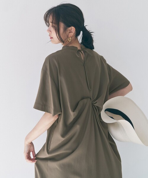 UNFILO（アンフィーロ）の「バックデザイン ワンピース（ワンピース・レディース・ブラック系/カーキ系・X-LARGE）」の8枚目の写真