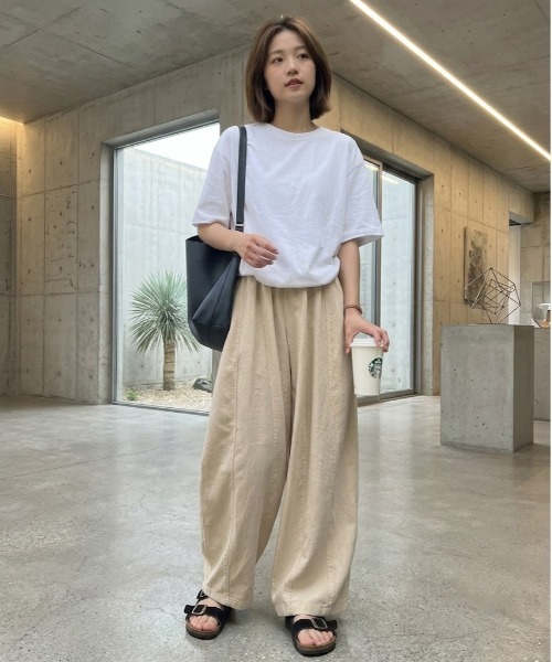 gossip!ロサンゼルス(ゴシップロサンゼルス)の「YUGA ボリュームシルエット コットン混ワイドパンツ(その他パンツ・レディース・ネイビー/ライトブルー/オフホワイト/カーキ・M/L)」の8枚目の写真