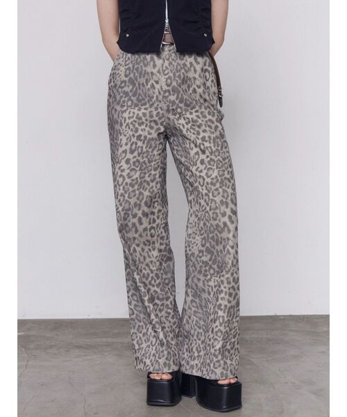 EMODA（エモダ）の「ルーズワイドツイルパンツ（その他パンツ・レディース・グレー/ベージュ/ピンク・SMALL/MEDIUM）」の4枚目の写真