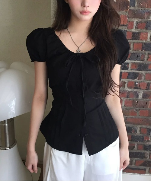 MAISON DE THERESE(メゾン ド テレーズ)の「半袖タック入り リボンブラウス(シャツ/ブラウス・レディース・White/Black・M)」の3枚目の写真
